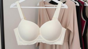 Best Plus Size Strapless Bras for Weddings in 2026: Compared and Ranked